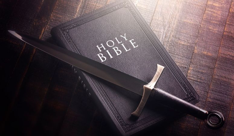 10 Scriptures on Spiritual Warfare